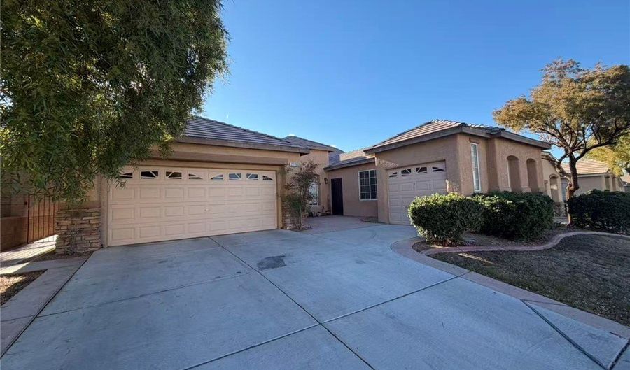 2295 Tedesca Dr, Henderson, NV 89052 - 3 Beds, 2 Bath