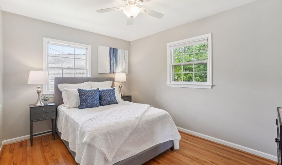 2647 S KENT St, Arlington, VA 22202 - 4 Beds, 3 Bath