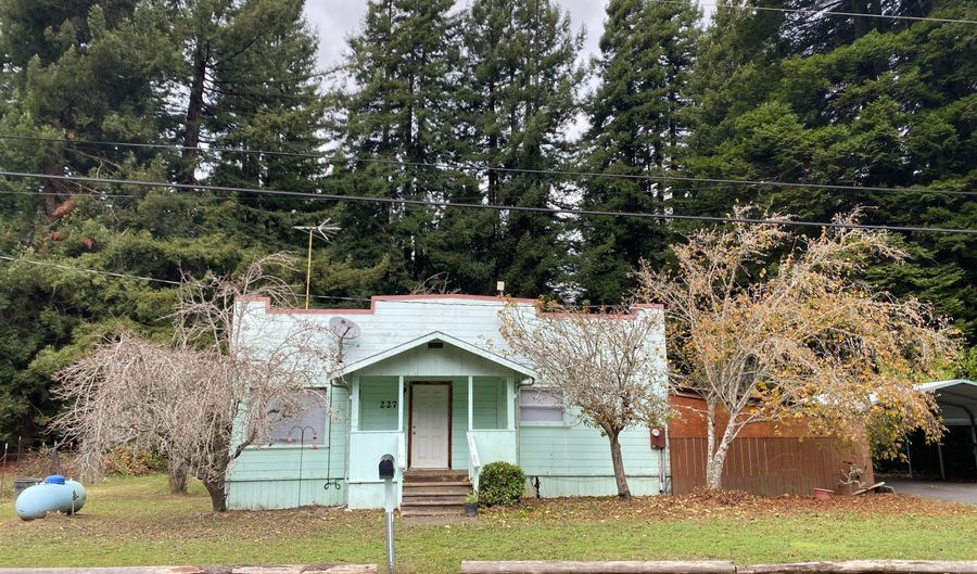 227 N Rd, Scotia, CA 95565 - 2 Beds, 2 Bath