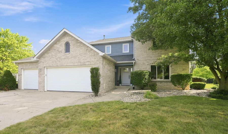 108 Gates Cv, Auburn, IN 46706 - 3 Beds, 4 Bath