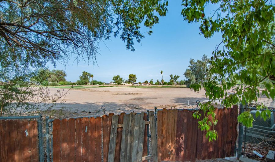 14264 S BANIFF Ln, Arizona City, AZ 85123 - 3 Beds, 3 Bath