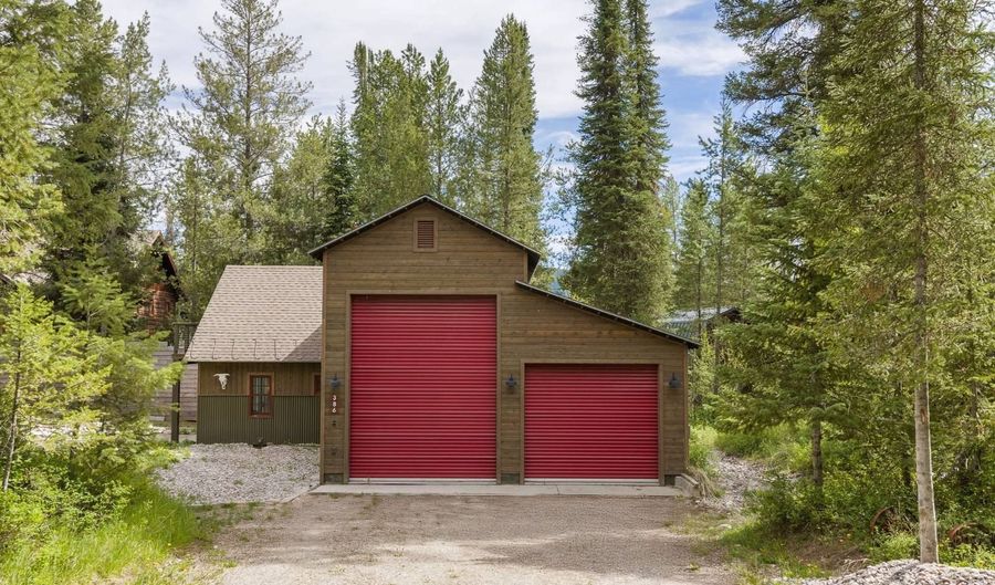 386 Spruce St, Alpine, WY 83128 - 2 Beds, 2 Bath