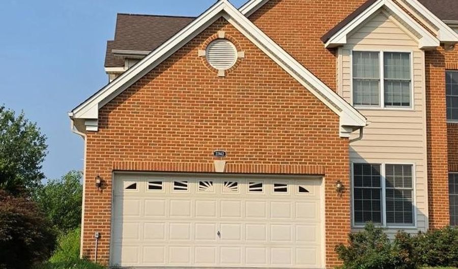 22862 QUANTE Sq, Ashburn, VA 20148 - 4 Beds, 4 Bath