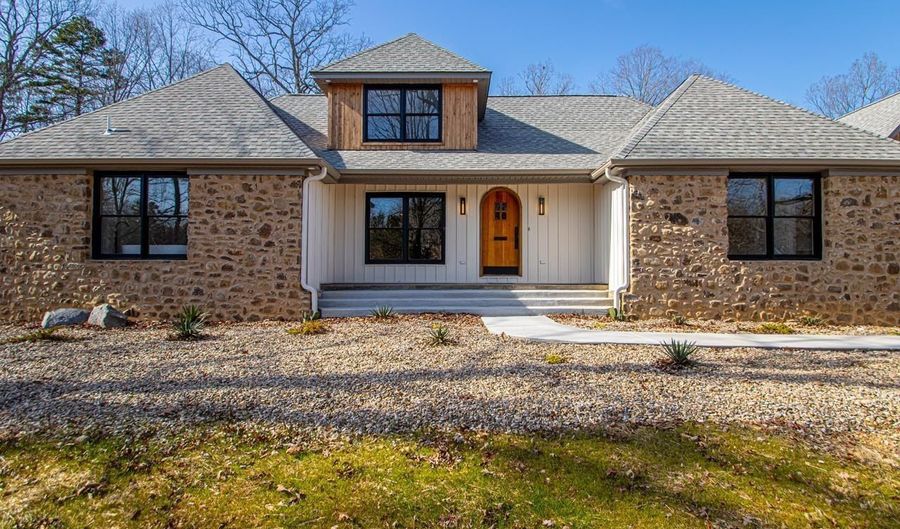 10315 Brown County Line Rd, Alexander, AR 72002 - 6 Beds, 4 Bath