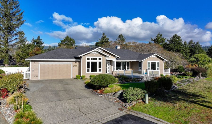 96546 SUNRIDGE Ter, Brookings, OR 97415 - 3 Beds, 2 Bath