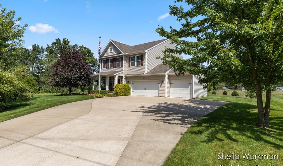 9430 Whitneyville Ave SE, Alto, MI 49302 - 4 Beds, 4 Bath