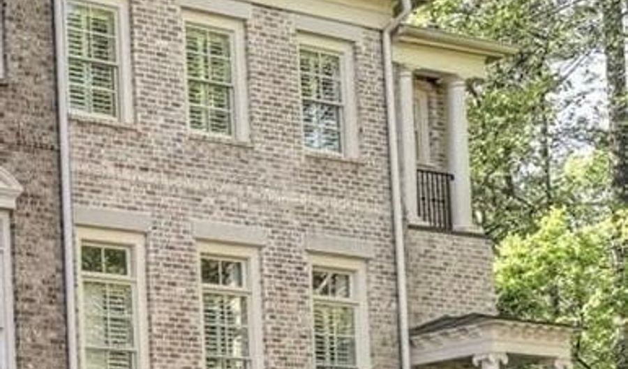9018 Riverbend Mnr, Alpharetta, GA 30022 - 3 Beds, 4 Bath