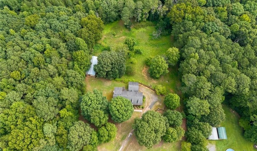 25 Loon Ln, Ball Ground, GA 30107 - 4 Beds, 4 Bath