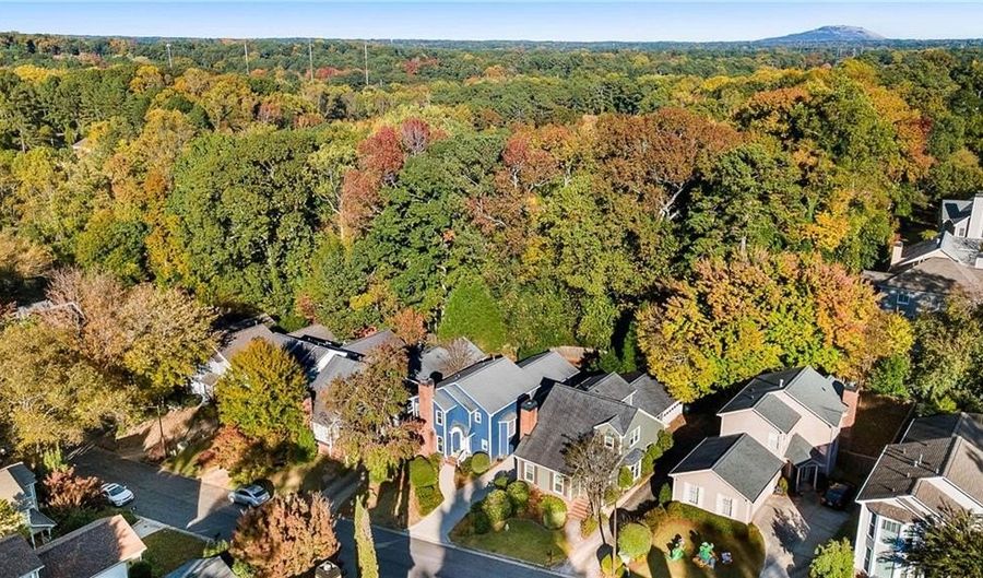 283 Somerlane Pl, Avondale Estates, GA 30002 - 3 Beds, 3 Bath