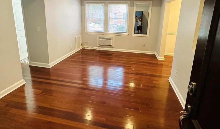 922 S WASHINGTON St S #112, Alexandria, VA 22314 - 0 Beds, 1 Bath