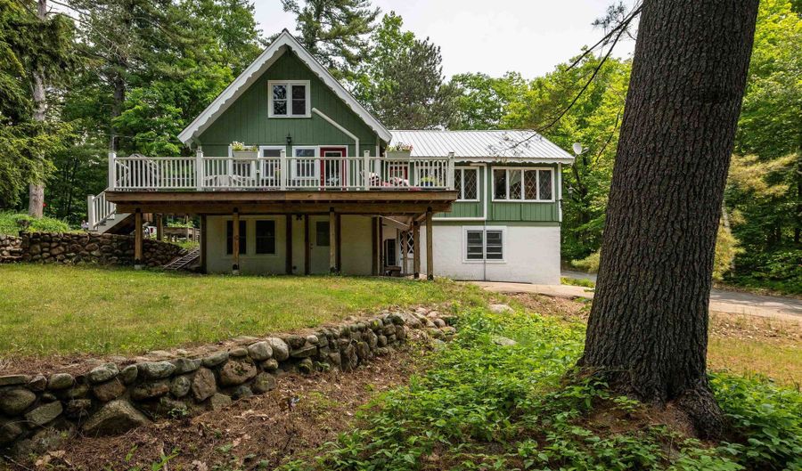 35 Alpstrausse Rd, Bartlett, NH 03845 - 2 Beds, 2 Bath