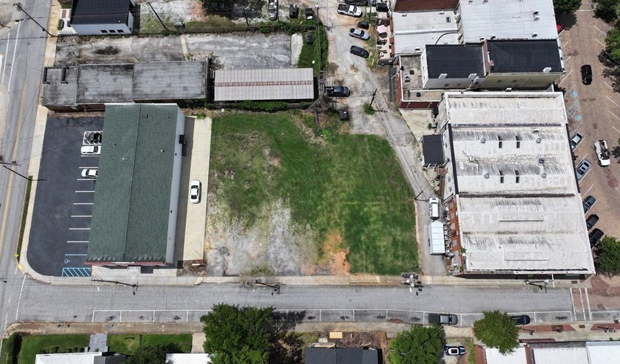 100 Pickins St W, Abbeville, SC 29620 - 0 Beds, 0 Bath