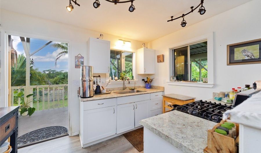 15-1565 Beach Rd, Keaau, HI 96749 - 3 Beds, 2 Bath