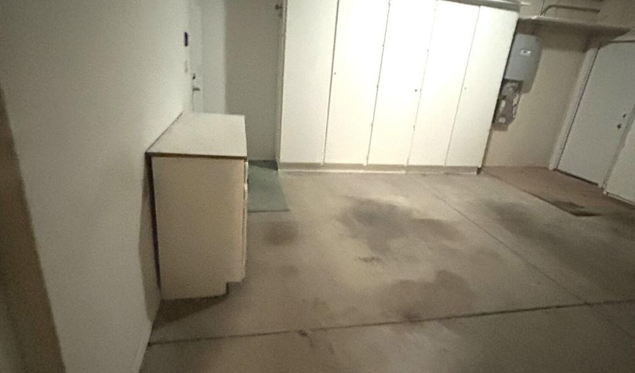 2563 N TAMARISK St, Chandler, AZ 85224 - 4 Beds, 2 Bath