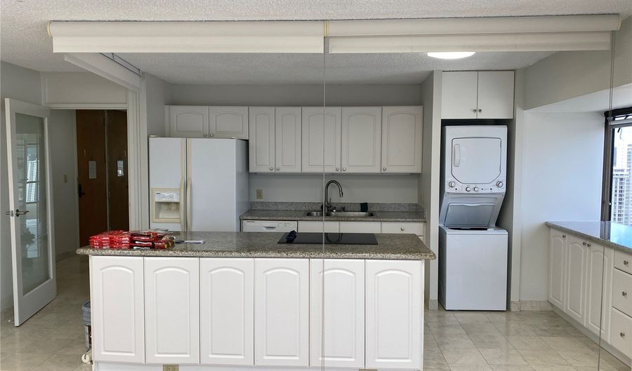 1750 Kalakaua Ave 3401, Honolulu, HI 96826 - 2 Beds, 2 Bath