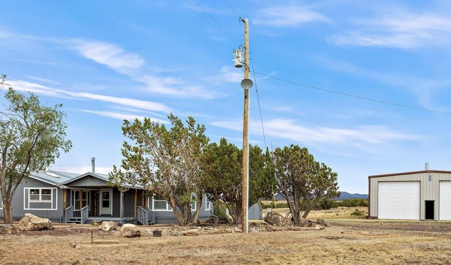 58 Antelope Ave, Concho, AZ 85924 - 3 Beds, 2 Bath