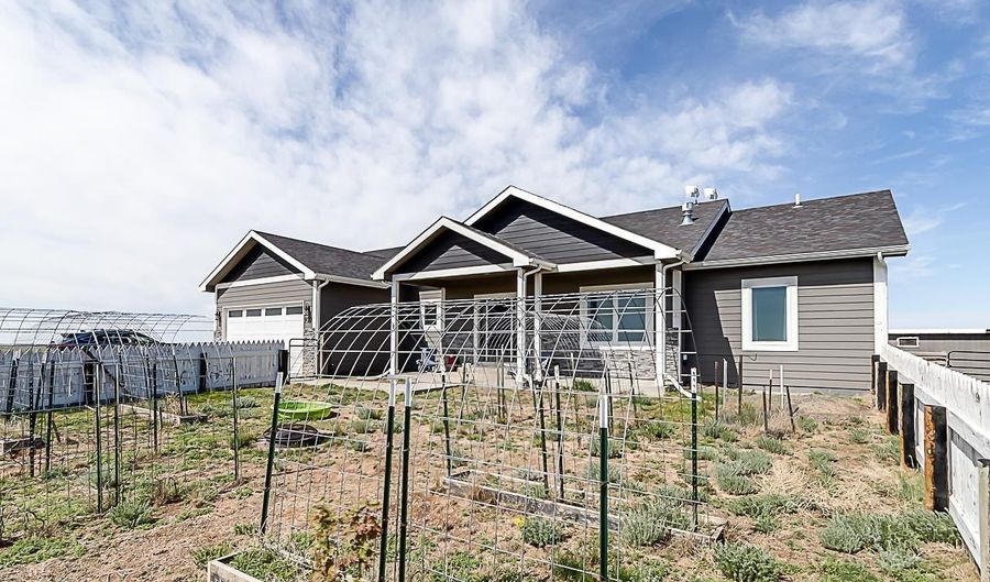 970 KUMMER RANCH Rd, Cheyenne, WY 82009 - 3 Beds, 2 Bath