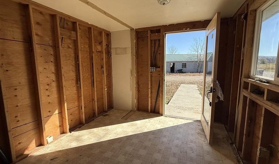 6 Corbett Rd, Cody, WY 82414 - 3 Beds, 2 Bath