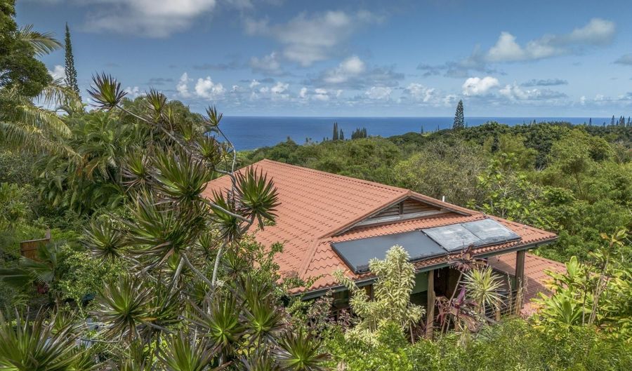 180 Mokupapa Rd, Haiku, HI 96708 - 2 Beds, 1 Bath