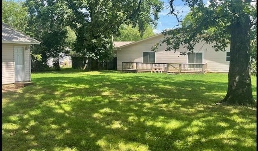 7698 Zuber Rd, Benton, AR 72019 - 3 Beds, 2 Bath