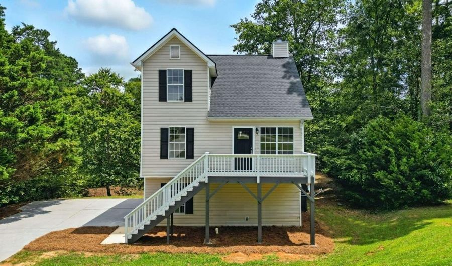 16 Oak Grv, Adairsville, GA 30103 - 4 Beds, 2 Bath