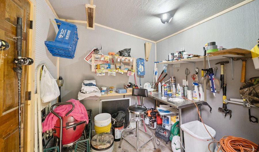 454046 E 303 Rd, Afton, OK 74331 - 2 Beds, 2 Bath