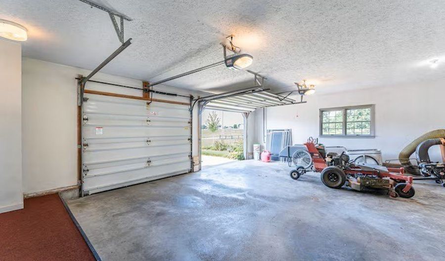 10736 Lautenschlager Rd, Apple Creek, OH 44606 - 4 Beds, 2 Bath