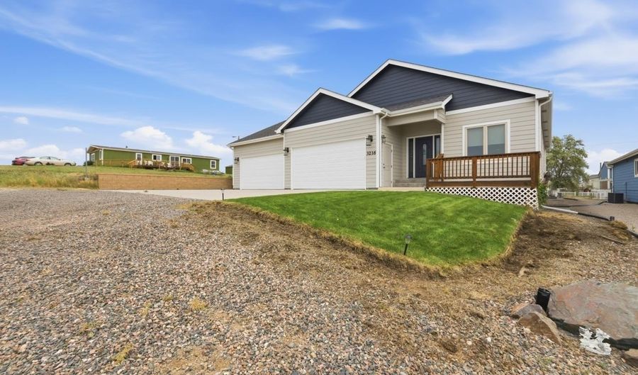 3216 LAND Ct, Cheyenne, WY 82001 - 4 Beds, 3 Bath