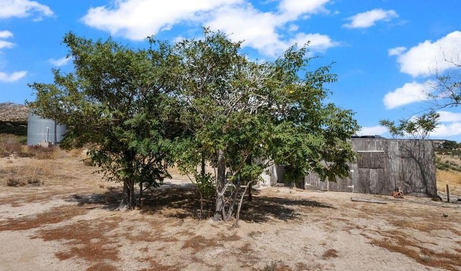 37882 Montezuma Valley Rd, Ranchita, CA 92066 - 1 Beds, 1 Bath