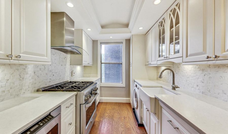 3900 CATHEDRAL Ave NW 304-A, Washington, DC 20016 - 2 Beds, 2 Bath