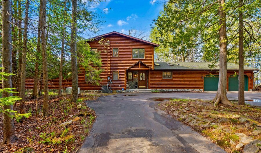 15801 Shubert Hwy, Alpena, MI 49707 - 3 Beds, 3 Bath