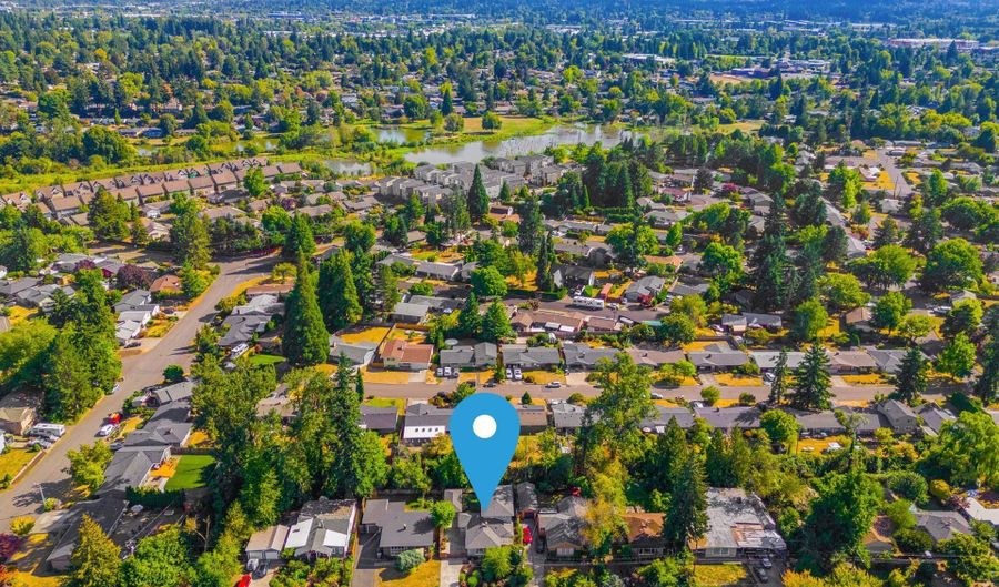 13120 SW RITA Dr, Beaverton, OR 97005 - 3 Beds, 3 Bath