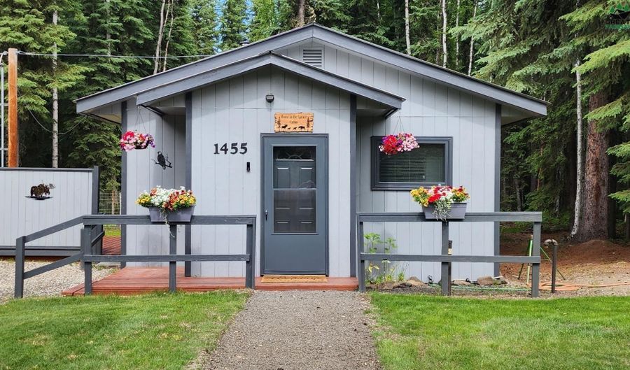 1455 BROCK Rd, North Pole, AK 99705 - 1 Beds, 1 Bath