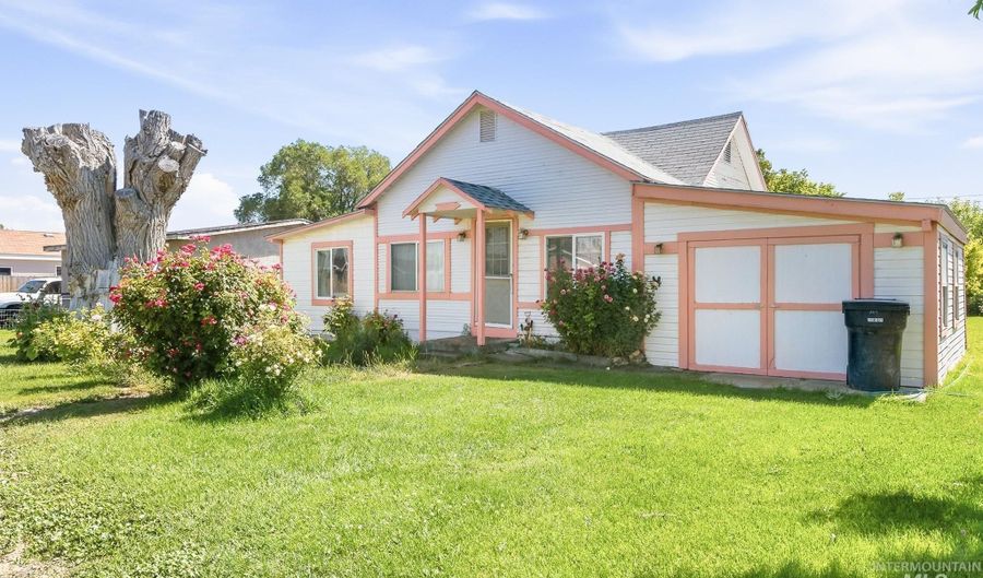 643 Conant Ave, Burley, ID 83318 - 3 Beds, 1 Bath