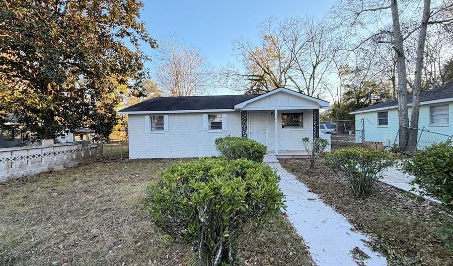 1308 Roosevelt Ave, Albany, GA 31705 - 3 Beds, 1 Bath