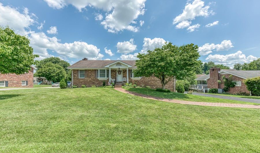 19166 Stone Mountain Rd, Abingdon, VA 24210 - 4 Beds, 3 Bath