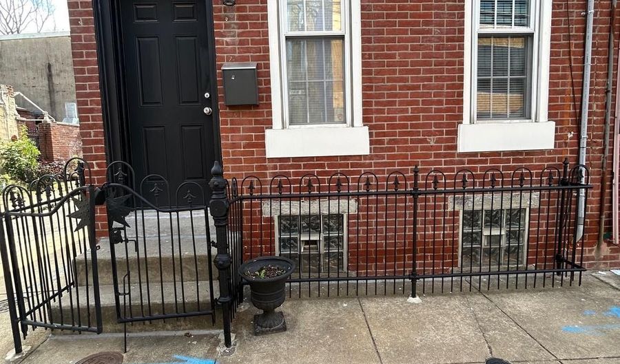 218 E WILDEY St, Philadelphia, PA 19125 - 3 Beds, 2 Bath