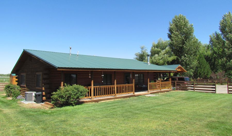 11 ROAD 4958, Bloomfield, NM 87413 - 3 Beds, 2 Bath