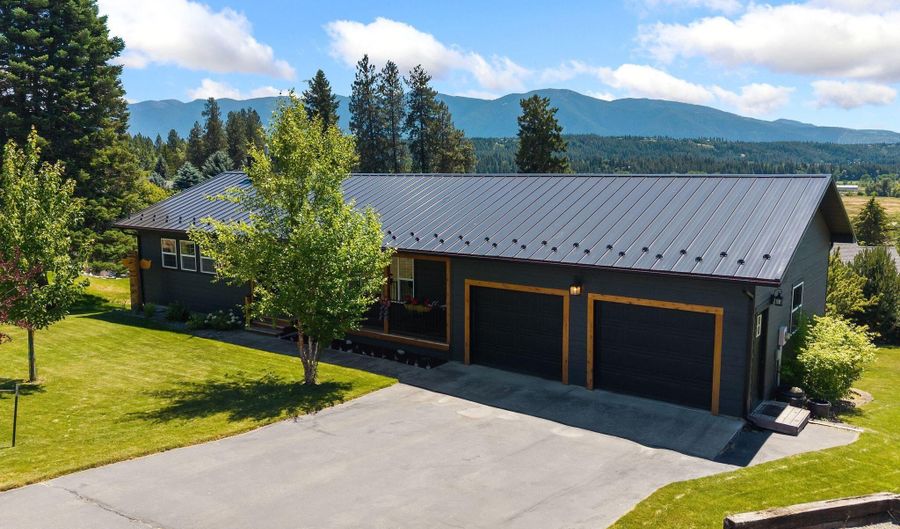 6872 Westview Dr, Bonners Ferry, ID 83805 - 4 Beds, 3 Bath