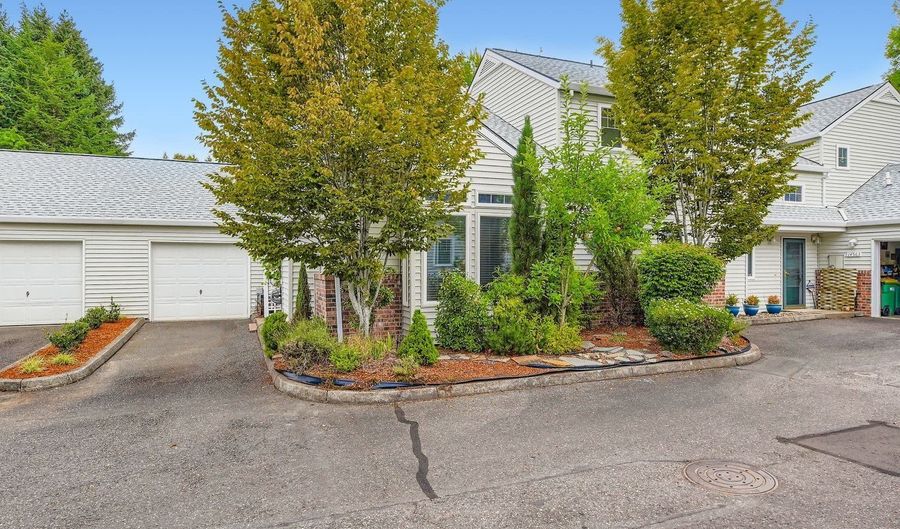 14567 SW RED MAPLE Ln, Beaverton, OR 97007 - 2 Beds, 3 Bath
