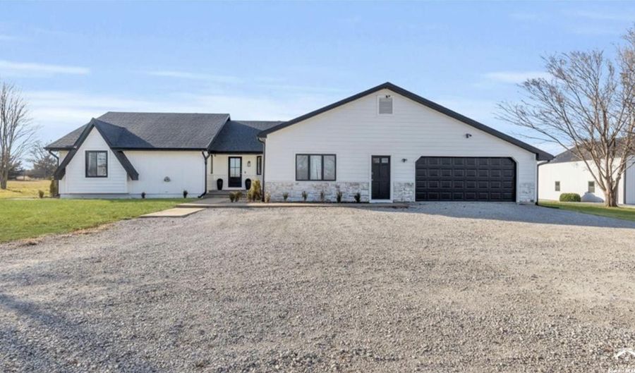 4858 Old US-59, Baldwin City, KS 66006 - 4 Beds, 4 Bath