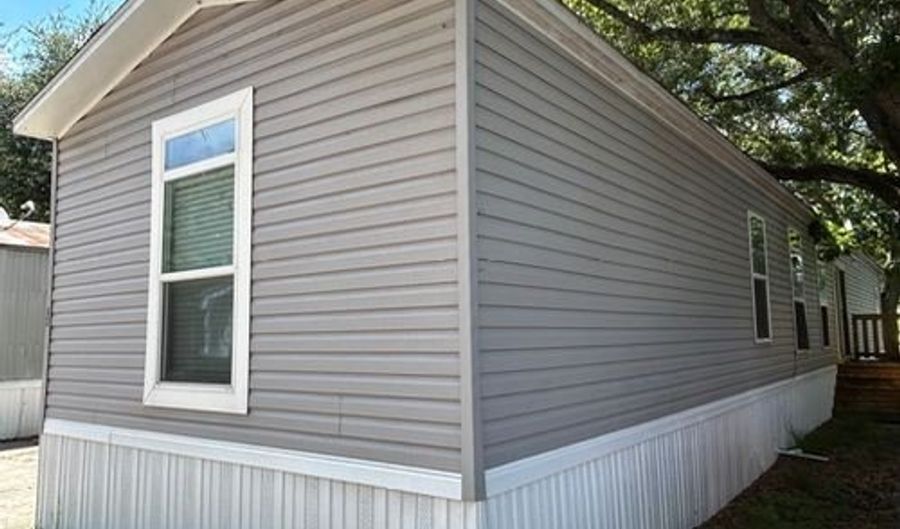 1600 ROSHARON Rd 19, Alvin, TX 77511 - 3 Beds, 2 Bath