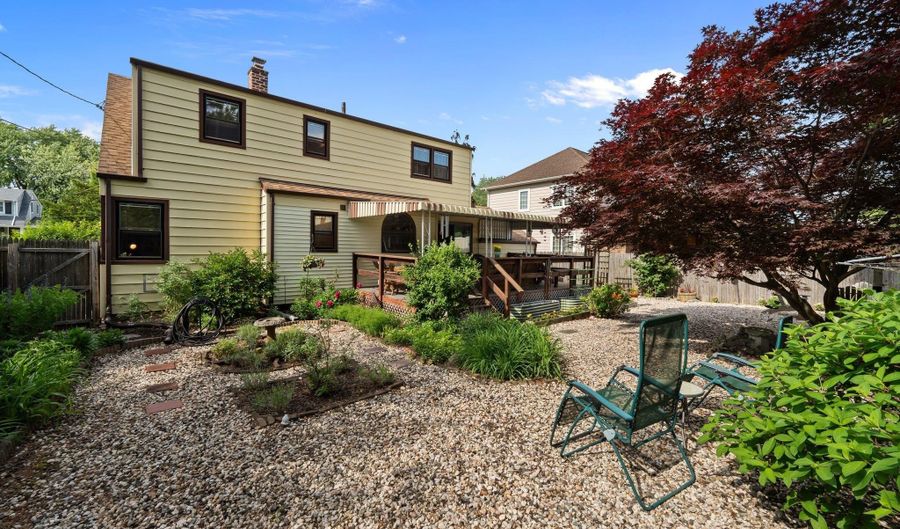 38 Hillvale Rd, Albertson, NY 11507 - 4 Beds, 2 Bath