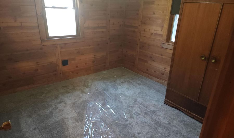 1904 W 19th Ave, Arkdale, WI 54613 - 2 Beds, 1 Bath