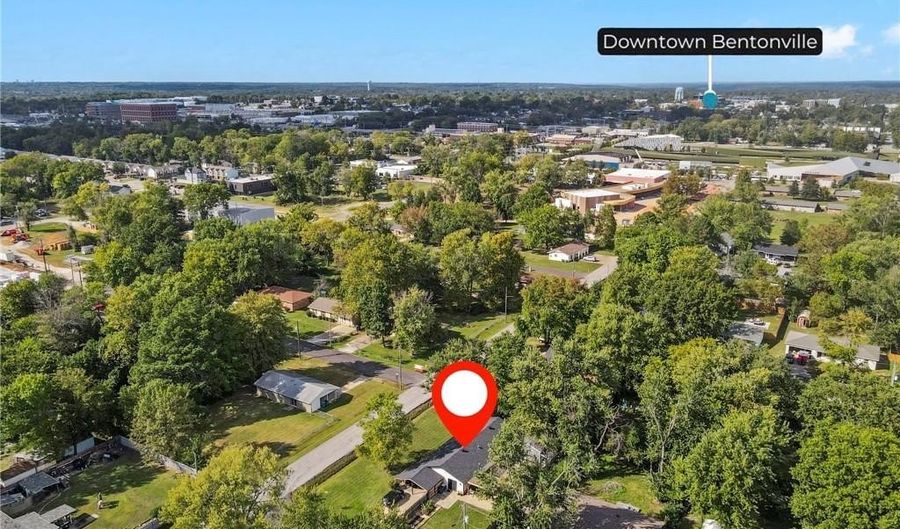 1203 SE Benton St, Bentonville, AR 72712 - 3 Beds, 2 Bath