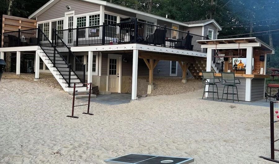 93 E Huntress Pond Rd, Barnstead, NH 03225 - 4 Beds, 2 Bath