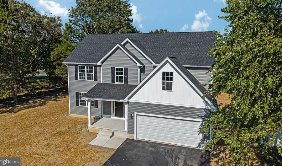 72 GRANDVIEW Dr, Magnolia, DE 19962 - 4 Beds, 3 Bath