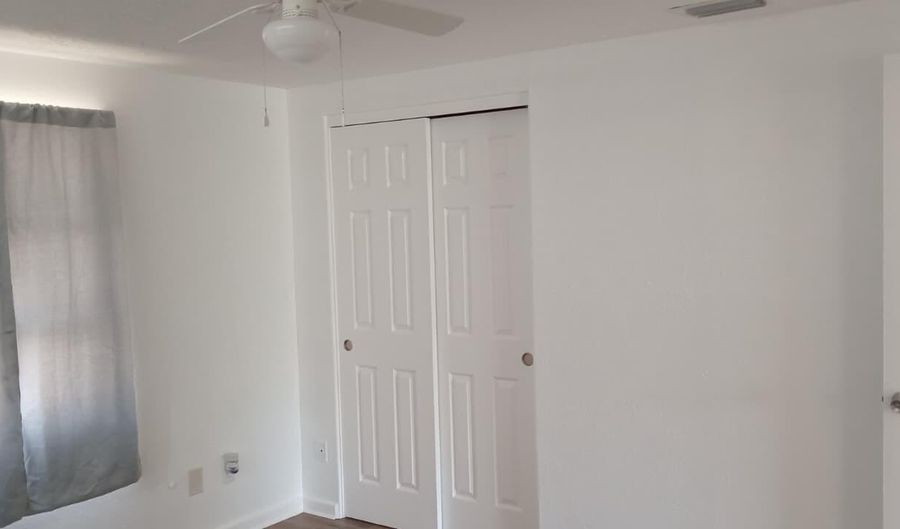131 E Camphor St, Avon Park, FL 33825 - 3 Beds, 2 Bath