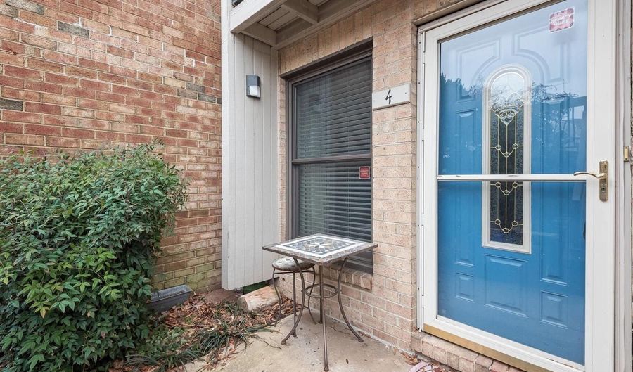 4 DUDLEY Ct, Bethesda, MD 20814 - 3 Beds, 3 Bath