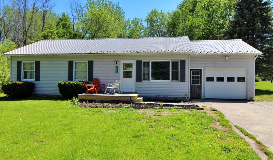 50 Wood Ln, Alburgh, VT 05440 - 3 Beds, 2 Bath